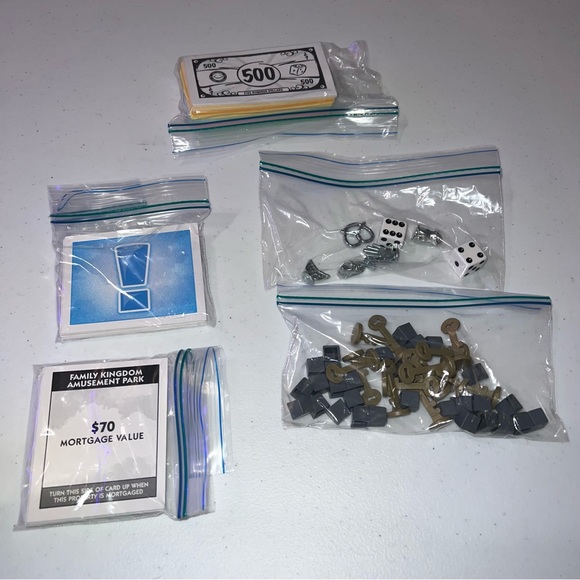 Myrtle Beach Opoly Fun Board Game Monopoly Style Board Game - Picture 5 of 7